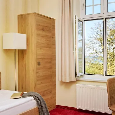 Strandhotel Garni Kormoran 3*