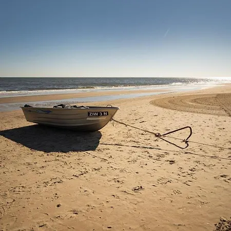 Strandhotel Garni Kormoran Bed & Breakfast 3*