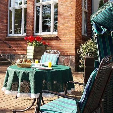 Strandhotel Garni Kormoran Bed & Breakfast