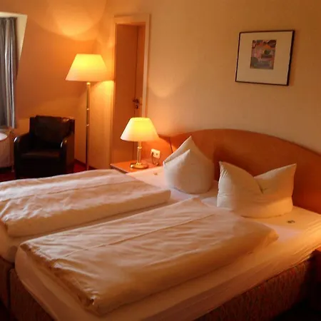 Couette-café Strandhotel Garni Kormoran 3*